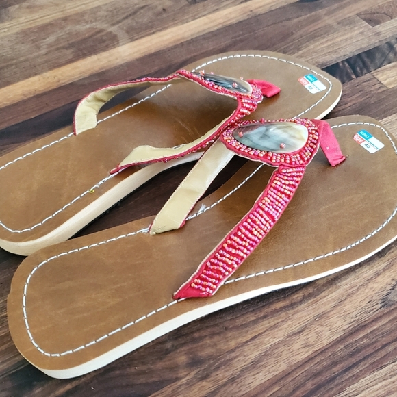 Bali beaded shell sandals - Picture 6 of 7